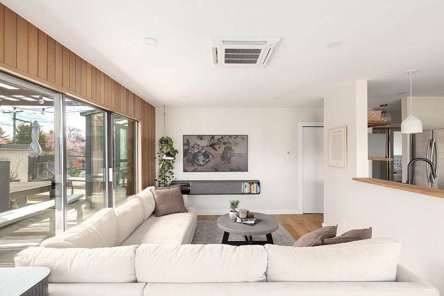 408 2222 Prince Edward Street