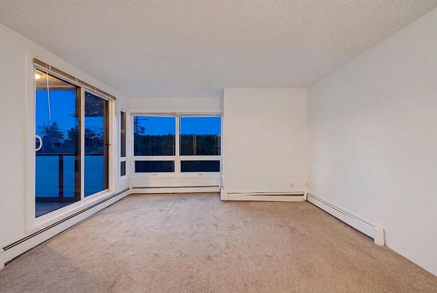 207 3663 W 16 Avenue