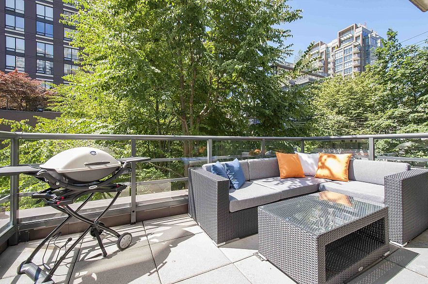 307 1001 Homer Street