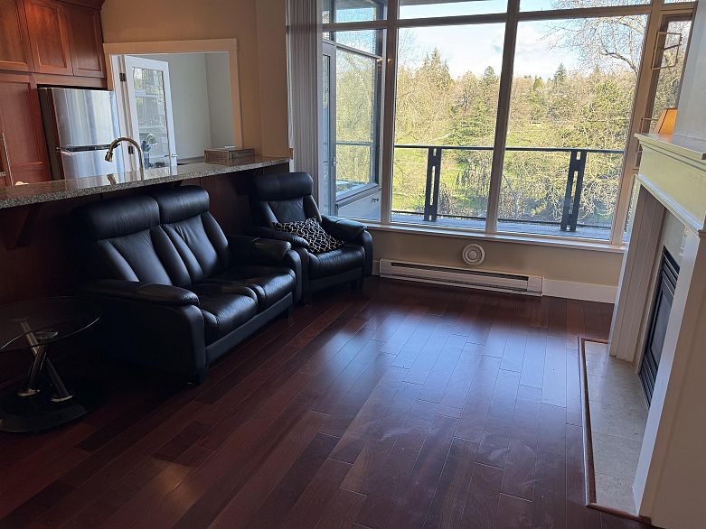 609 4685 Valley Drive