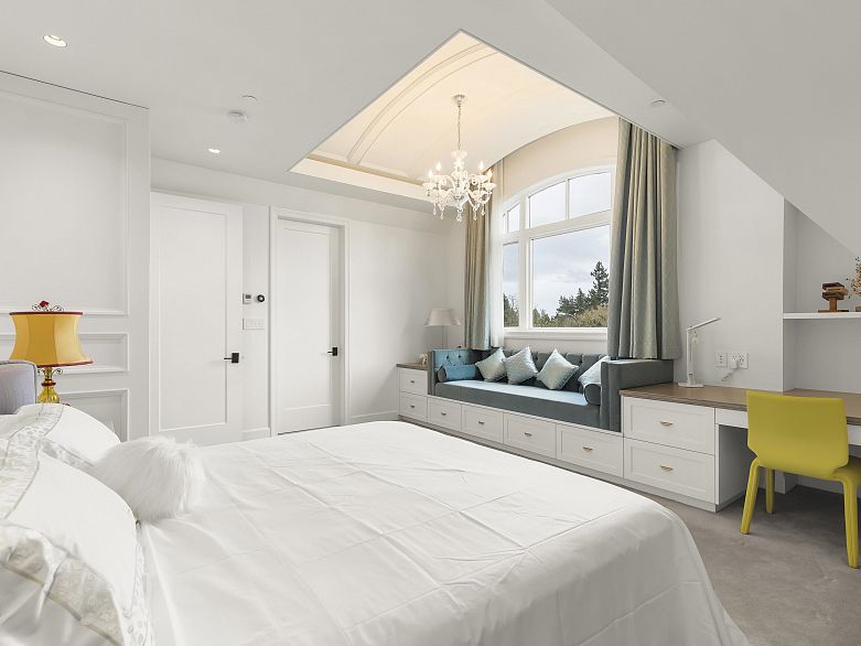 6021 Collingwood Place