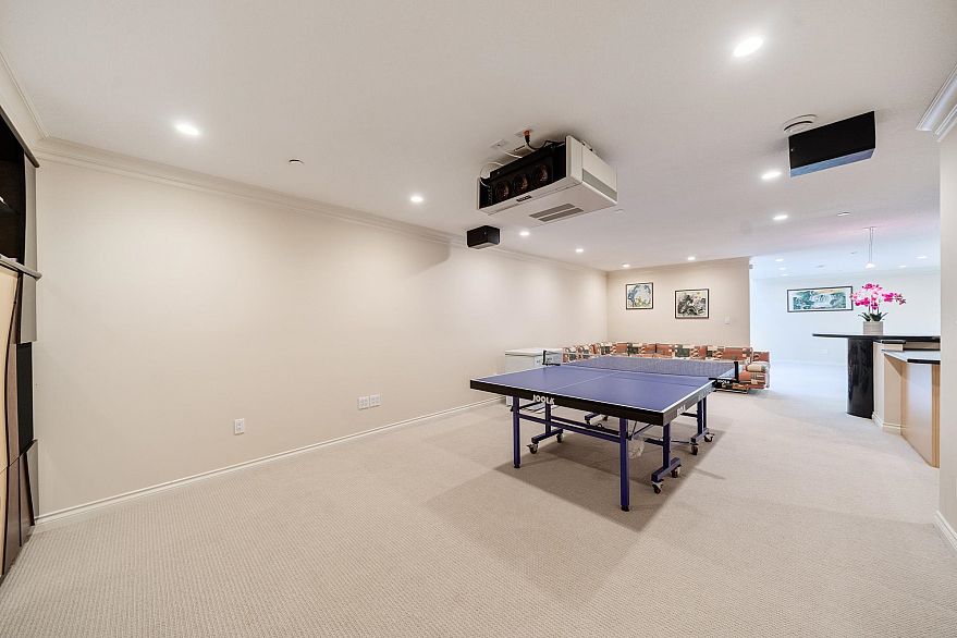 7088 Wiltshire Street