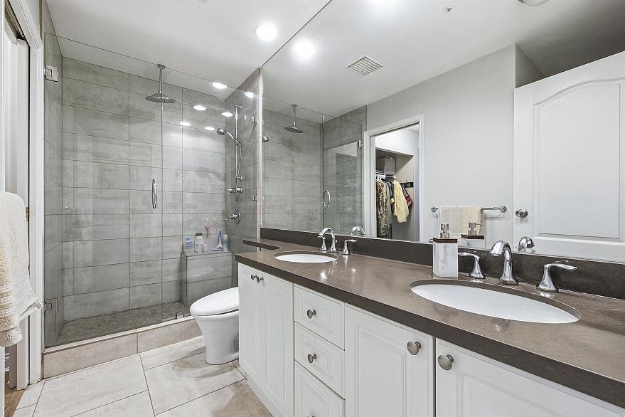 105 5735 Hampton Place