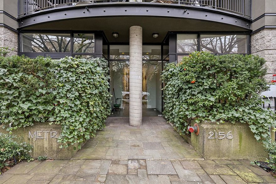 10 2156 W 12th Avenue