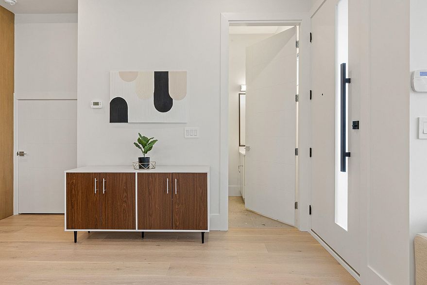 2136 Venables Street