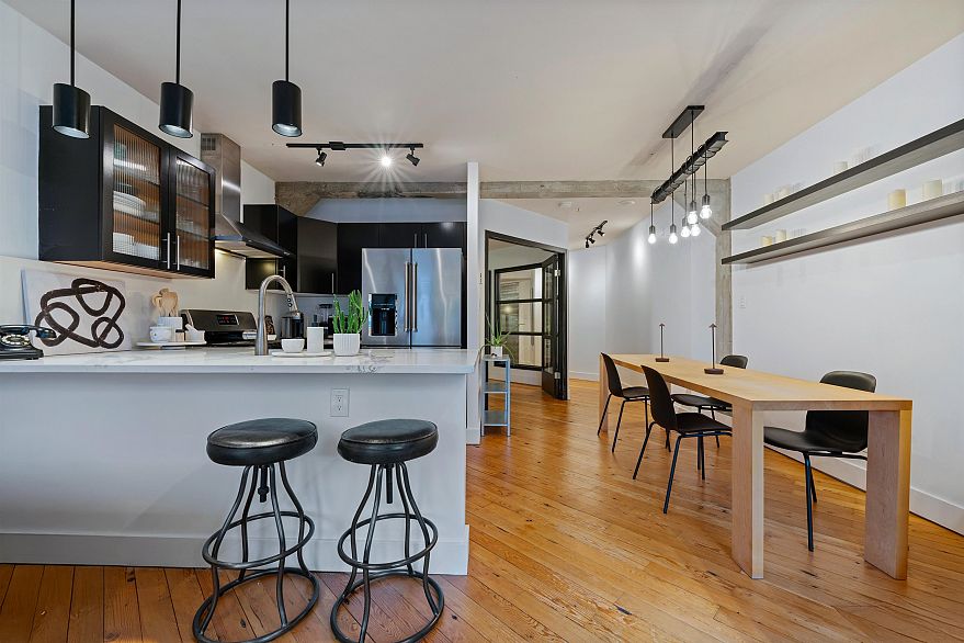 406 1216 Homer Street