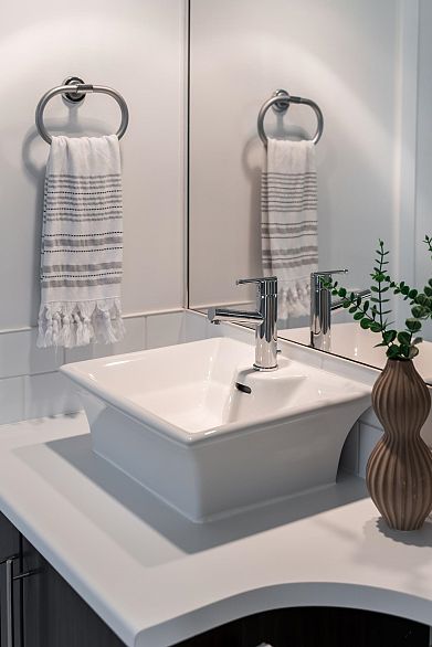 1102 1225 Richards Street