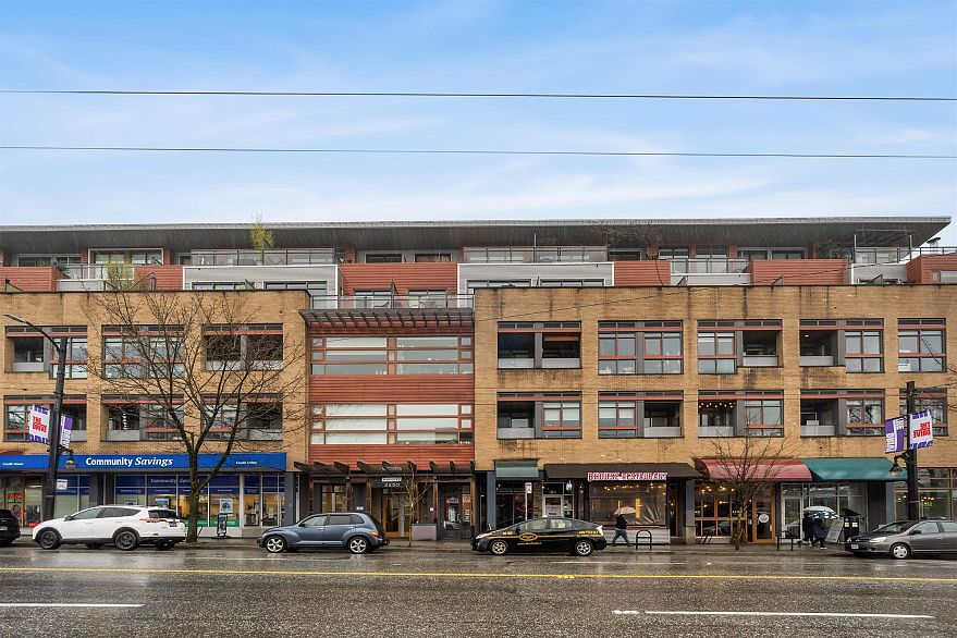 208 2250 Commercial Drive