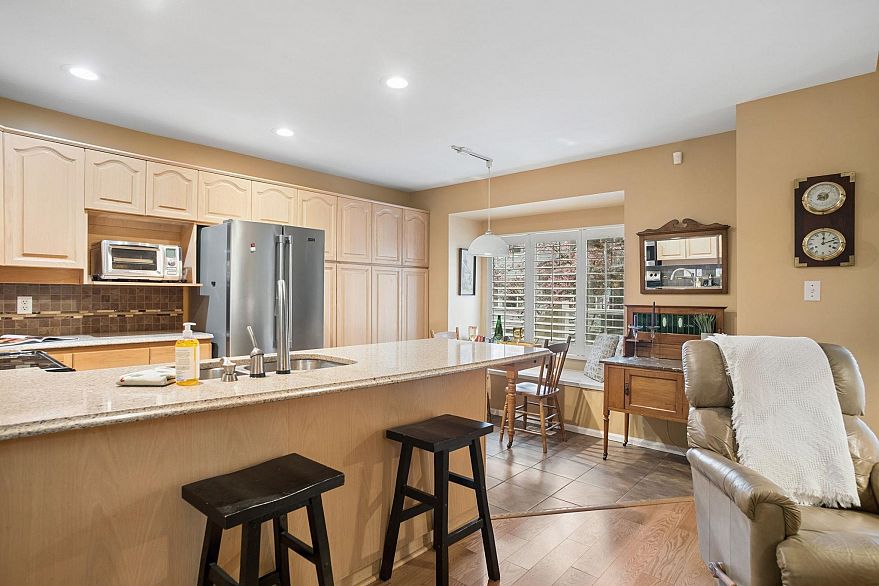 7561 Manitoba Street