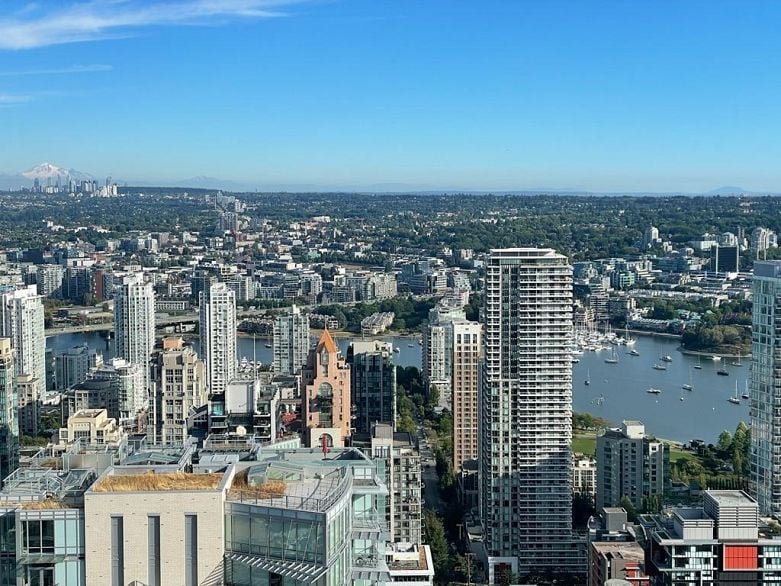 5105 1289 Hornby Street