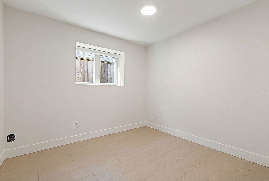 2136 Venables Street