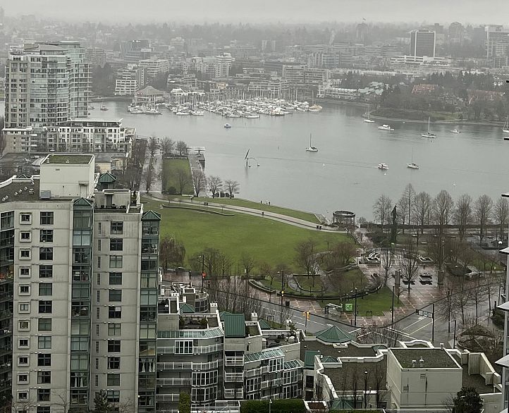 2806 1372 Seymour Street