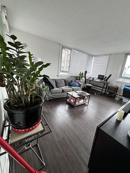 2003 1850 Comox Street