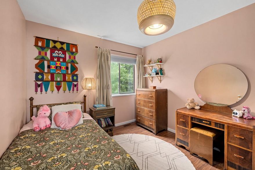 7860 Marchwood Place