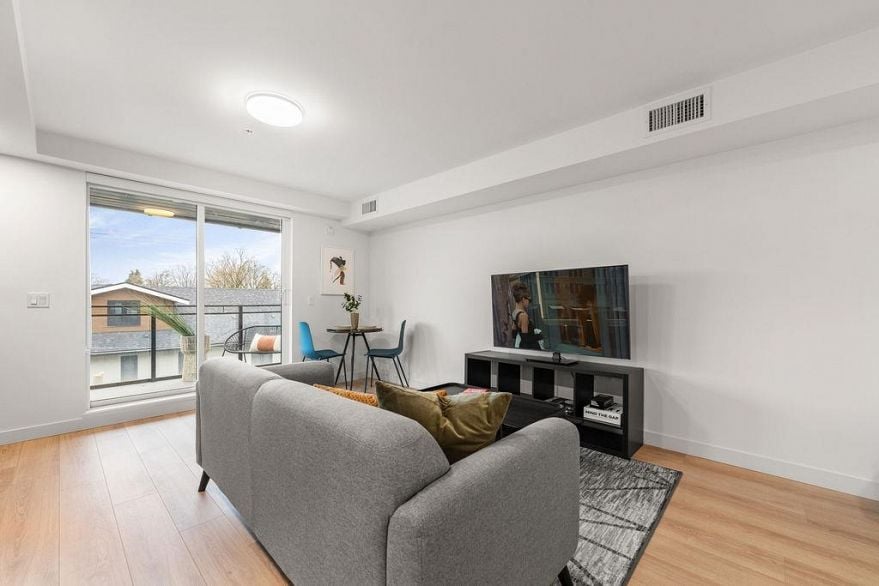 311 2419 Grant Street