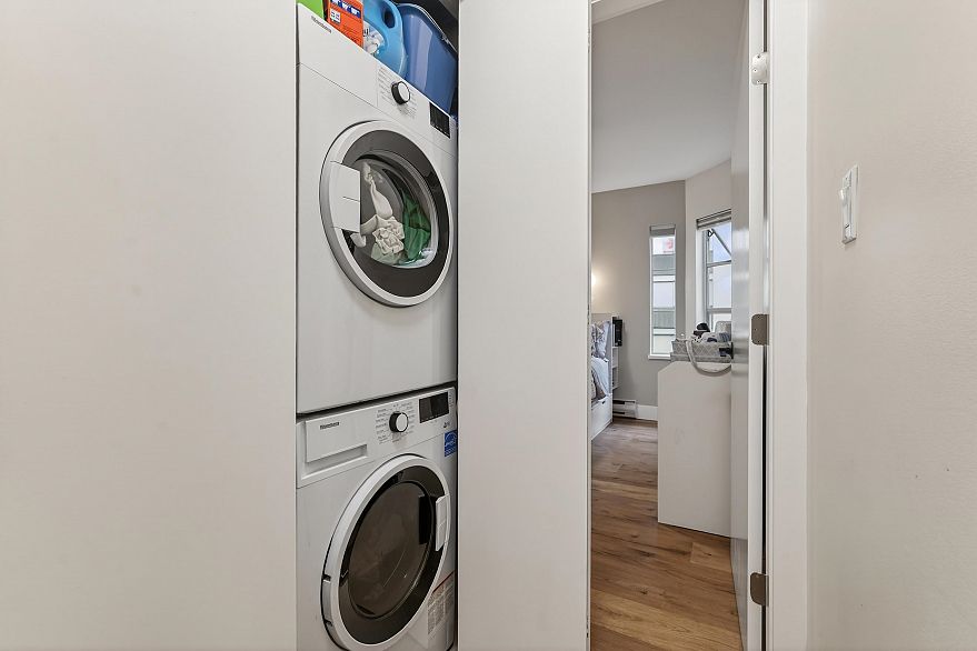 202 1280 Nicola Street