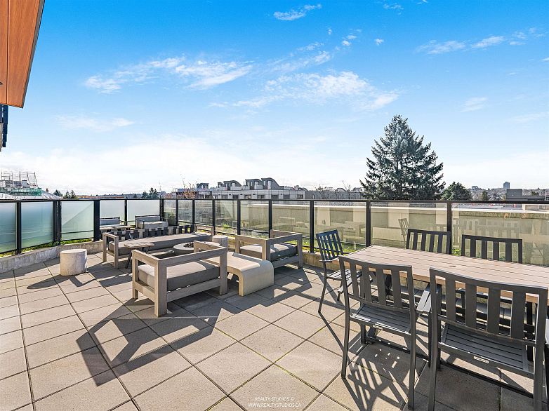 409 2550 Garden Drive