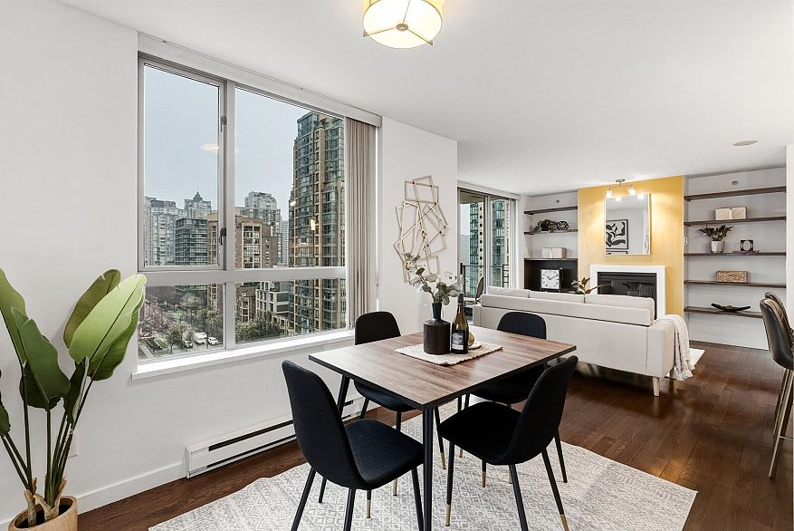 1102 1225 Richards Street