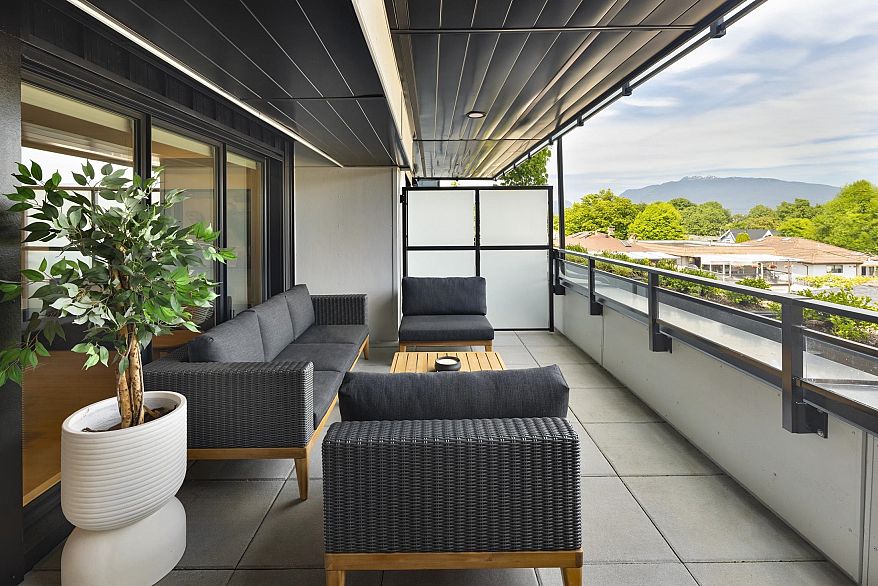 307 2419 Grant Street