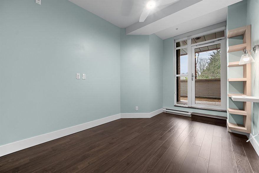 208 2250 Commercial Drive