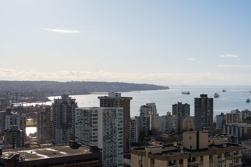 2802 1033 Nelson Street