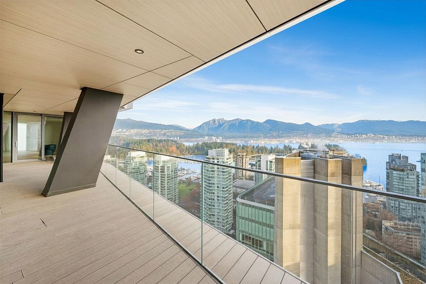 2902 1568 Alberni Street