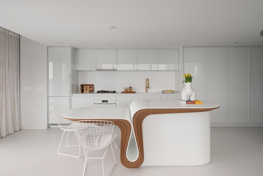 2802 1033 Nelson Street