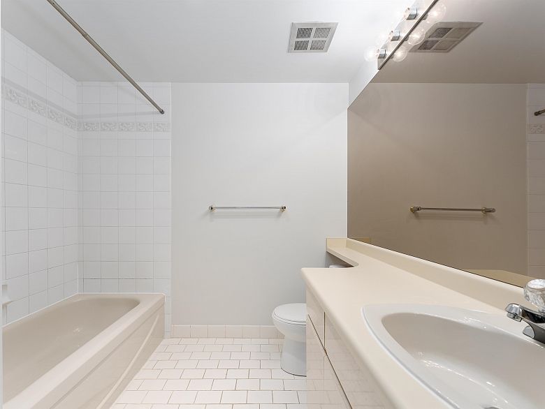 1108 1177 Hornby Street