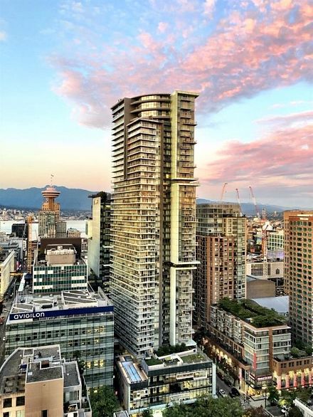 4007 777 Richards Street