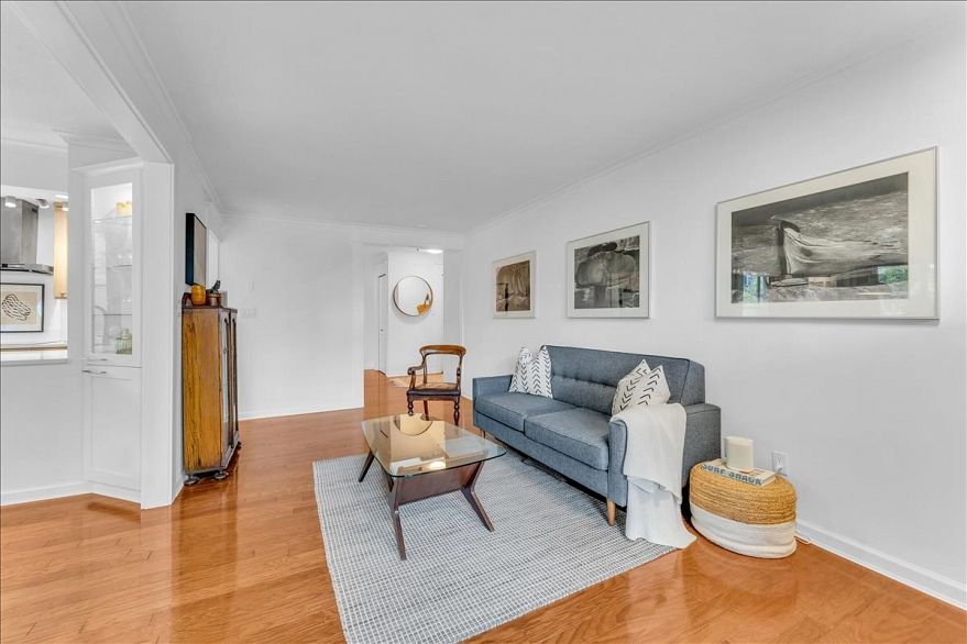 401 1330 Jervis Street