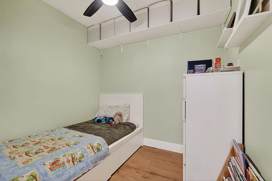 202 1280 Nicola Street