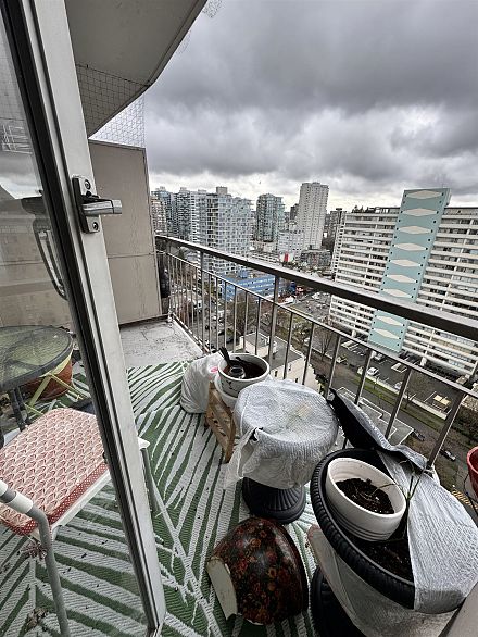 2003 1850 Comox Street