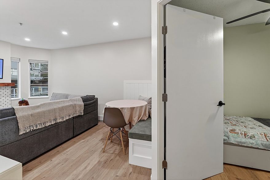 202 1280 Nicola Street