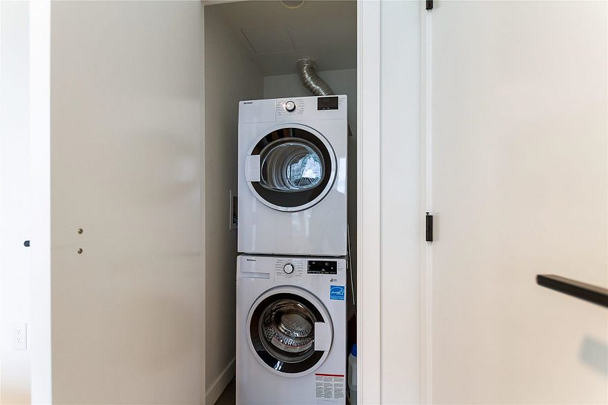 2006 620 Cardero Street