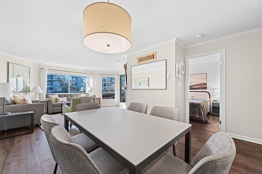 210 1859 Spyglass Place