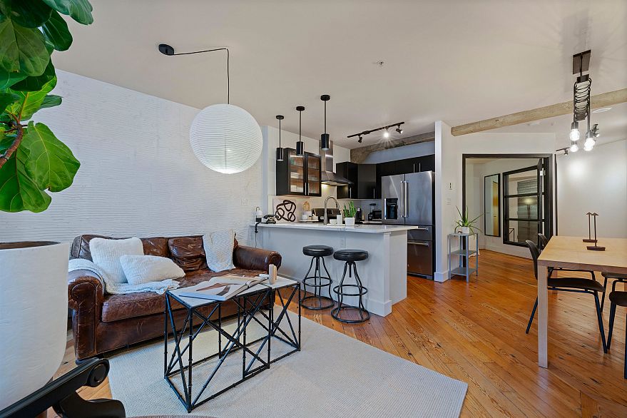 406 1216 Homer Street