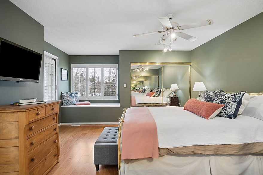 7561 Manitoba Street