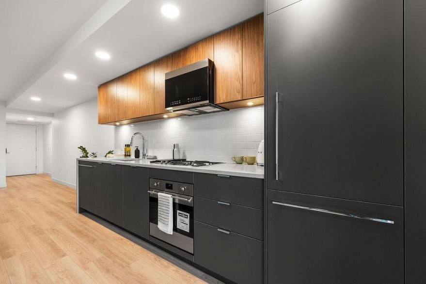 311 2419 Grant Street