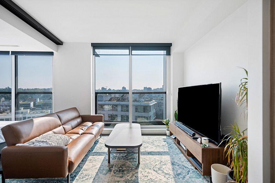 1501 1768 Cook Street