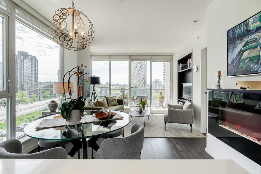 707 1351 Continental Street