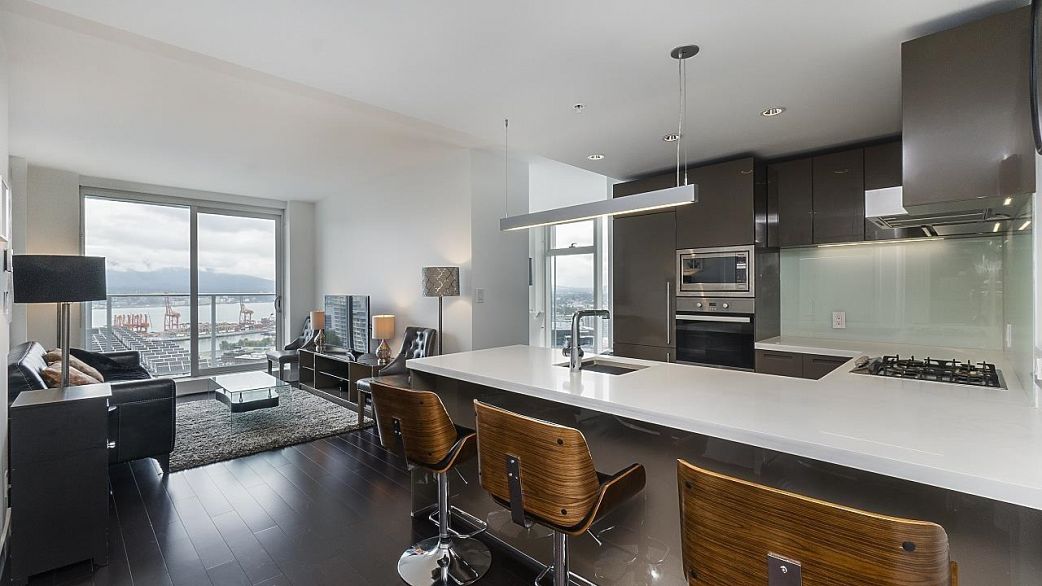 4007 777 Richards Street