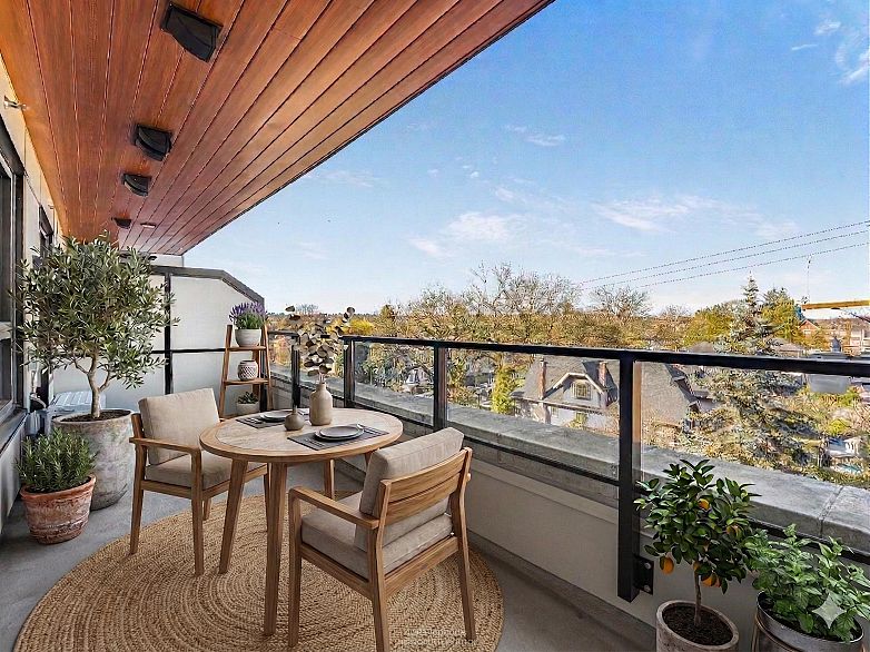 409 2550 Garden Drive