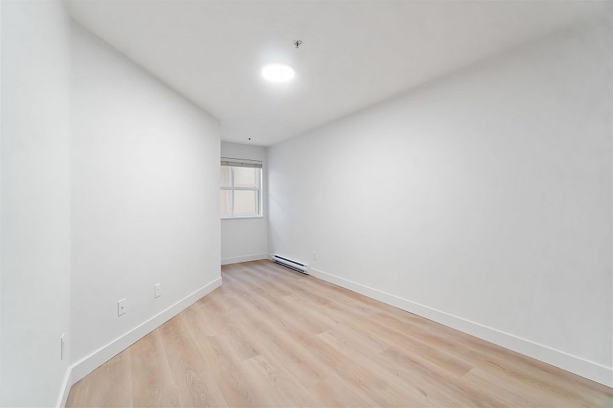 308 2928 Commercial Drive