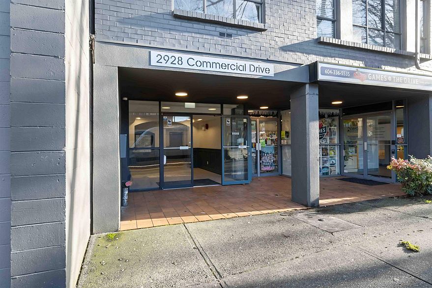 209 2928 Commercial Drive