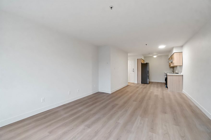 308 2928 Commercial Drive