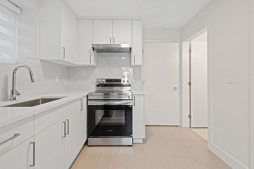 2136 Venables Street