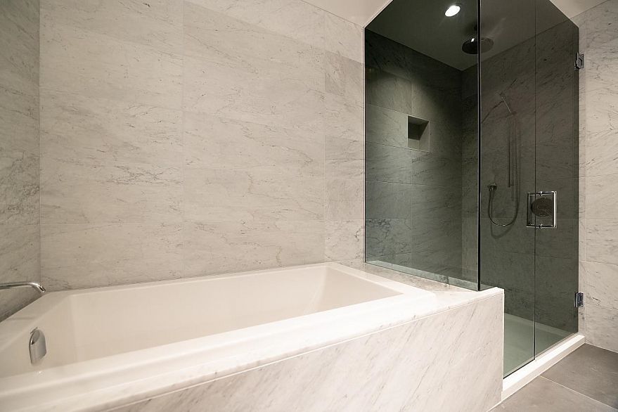 5105 1289 Hornby Street