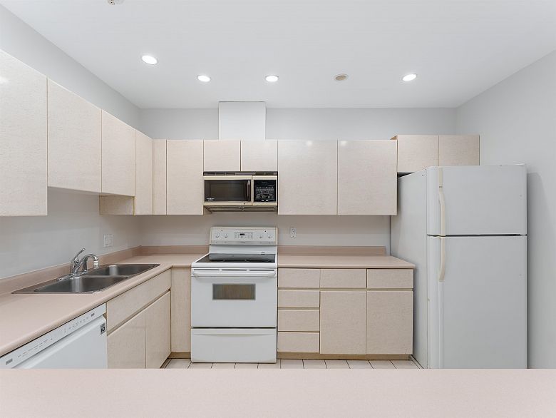 1108 1177 Hornby Street