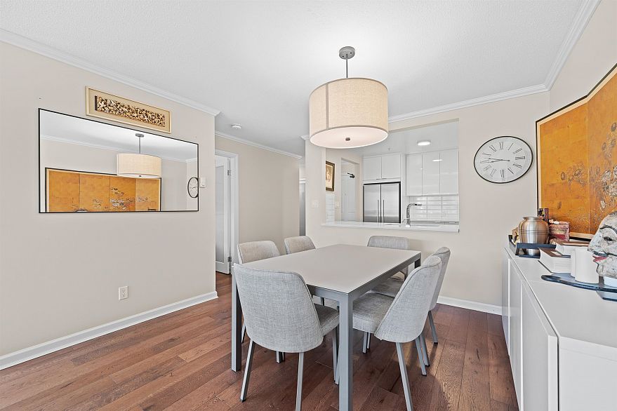 210 1859 Spyglass Place