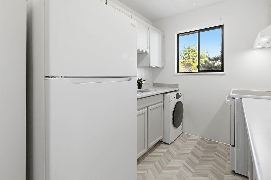 303 1296 W 70th Avenue